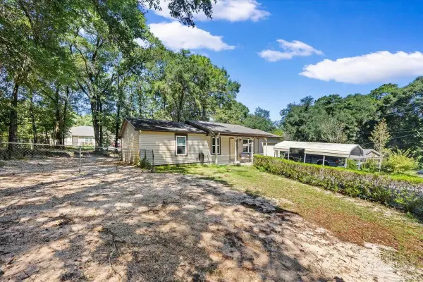 4581 Riley Rd, Milton, FL 32583