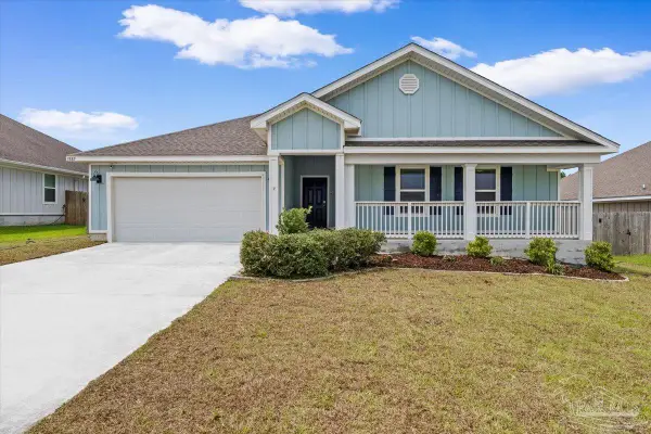 3885 James Stovall St, Pensacola, FL 32526