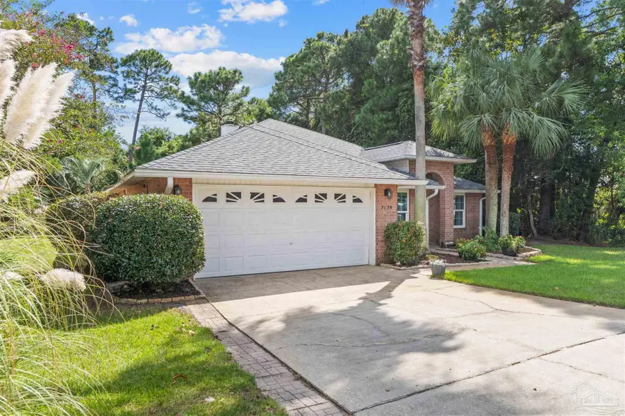 7139 Blue Jack Dr, Navarre, FL 32566 - #2