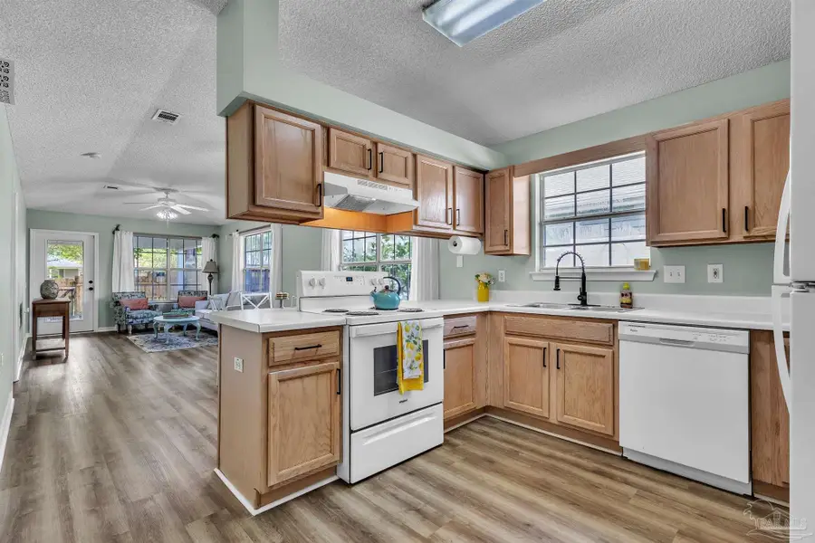 2291 Trailwood Dr, Cantonment, FL 32533 - #2