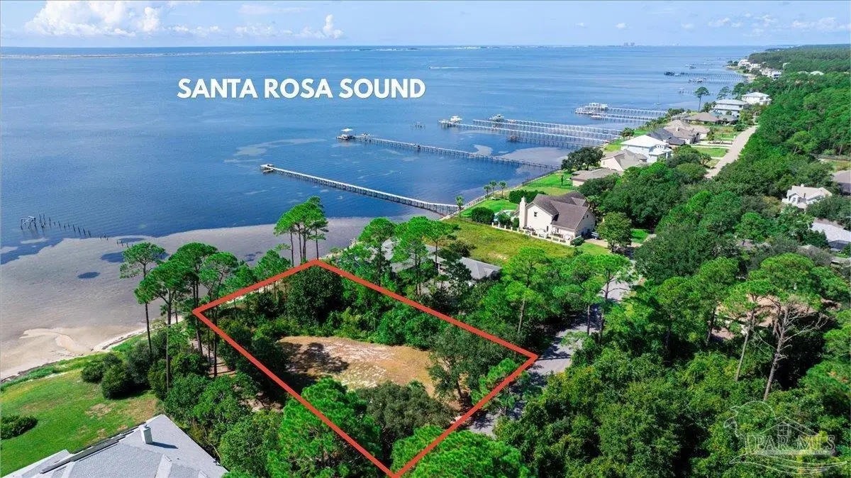 6811 Tidewater Dr, Navarre, FL 32566 - #1