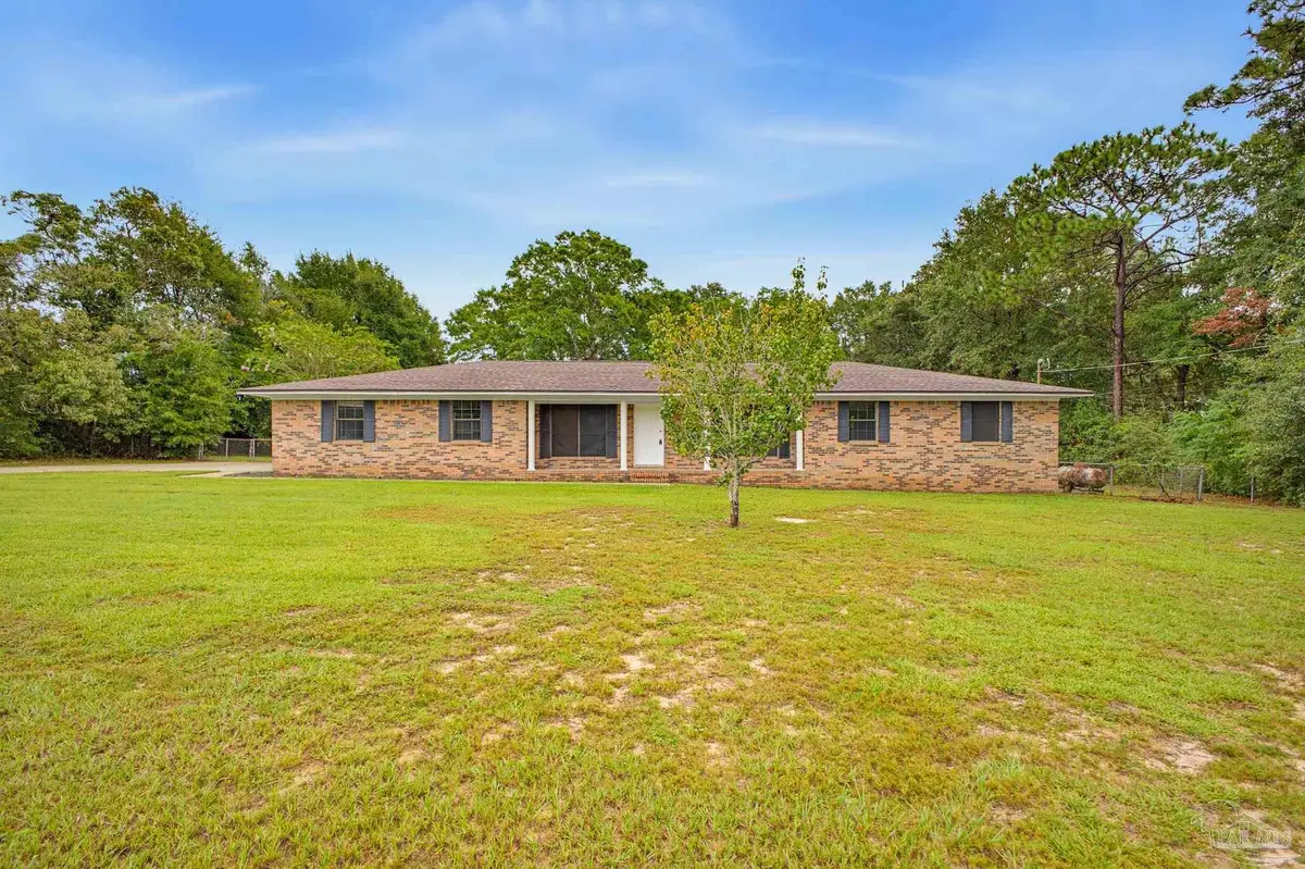 5560 Twin Creek Cir, Pace, FL 32571 - #1