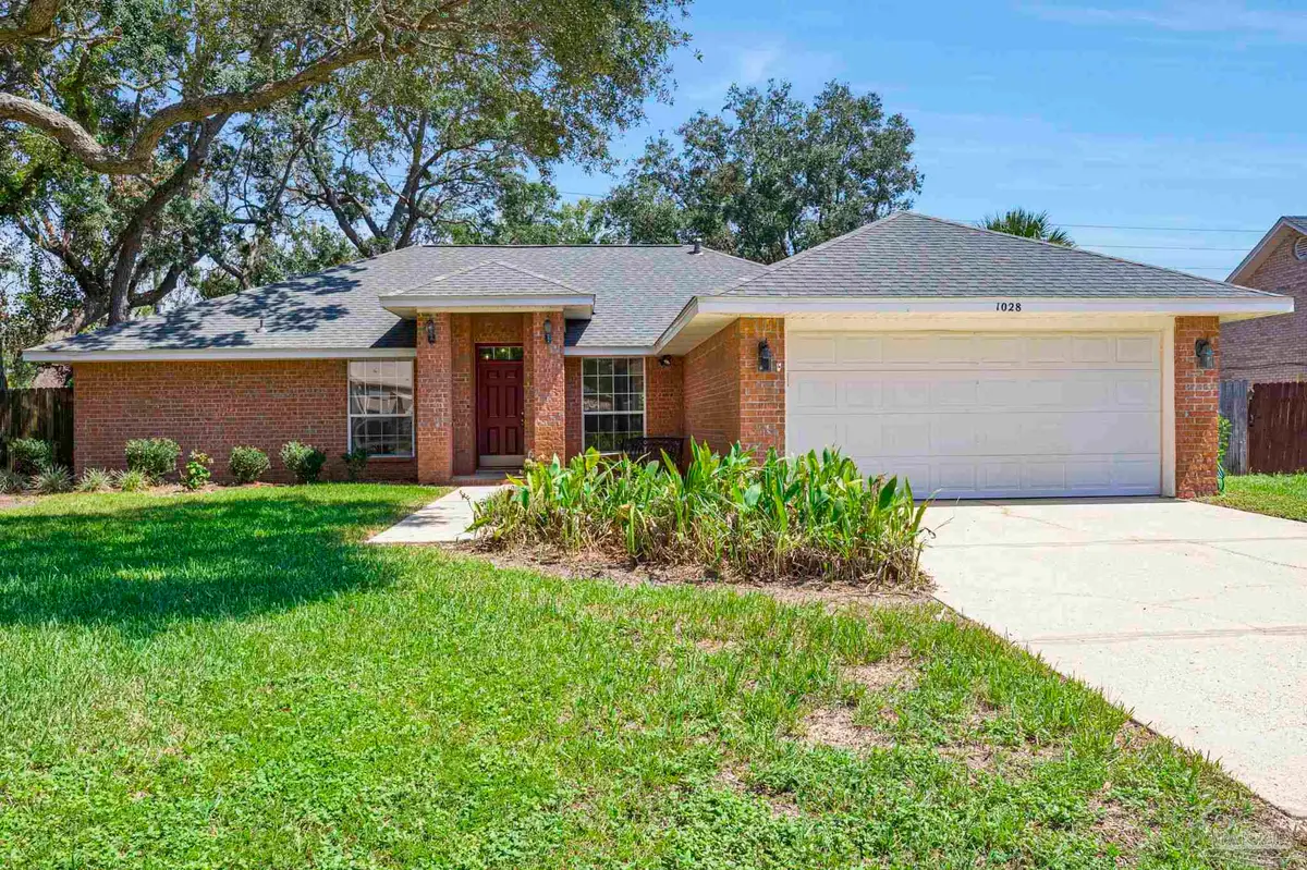 1028 Great Oaks Dr, Gulf Breeze, FL 32563 - #1