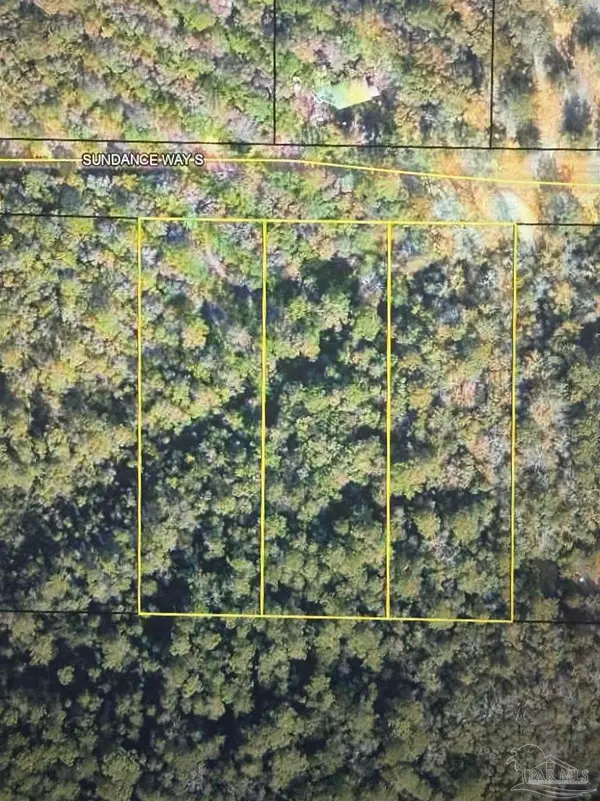 S Sundance Way, Holt, FL 32564