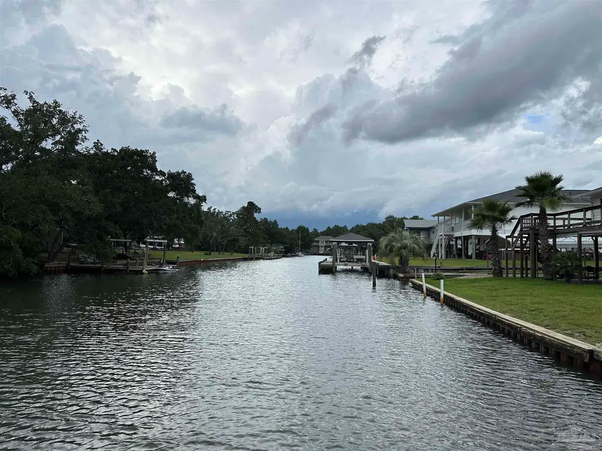 2633 Bayshore Pkwy, Milton, FL 32583 - #1