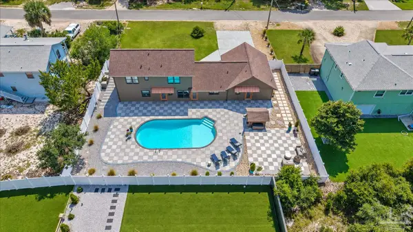 13622 Canal Dr, Pensacola, FL 32507