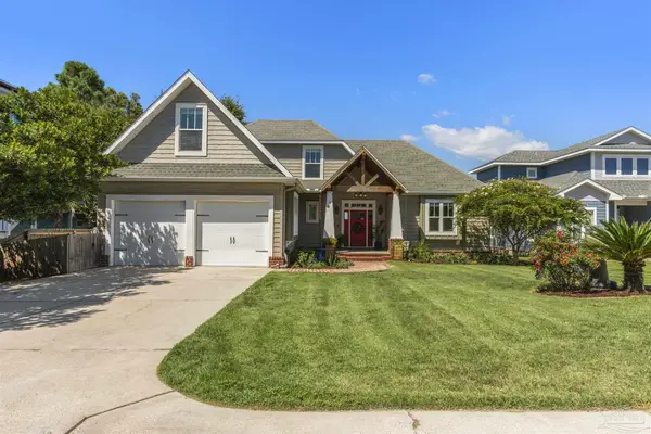 4661 Isles Dr, Pensacola, FL 32507