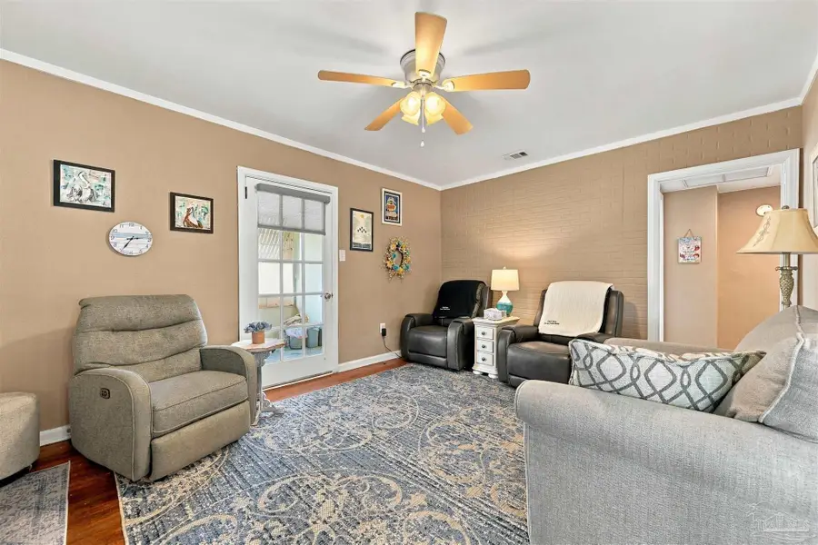 1214 Wisteria Ave, Pensacola, FL 32507 - #3