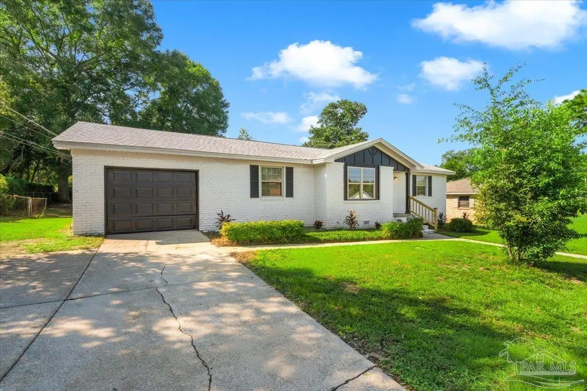 2031 Broyhill Ln, Pensacola, FL 32526 - #1