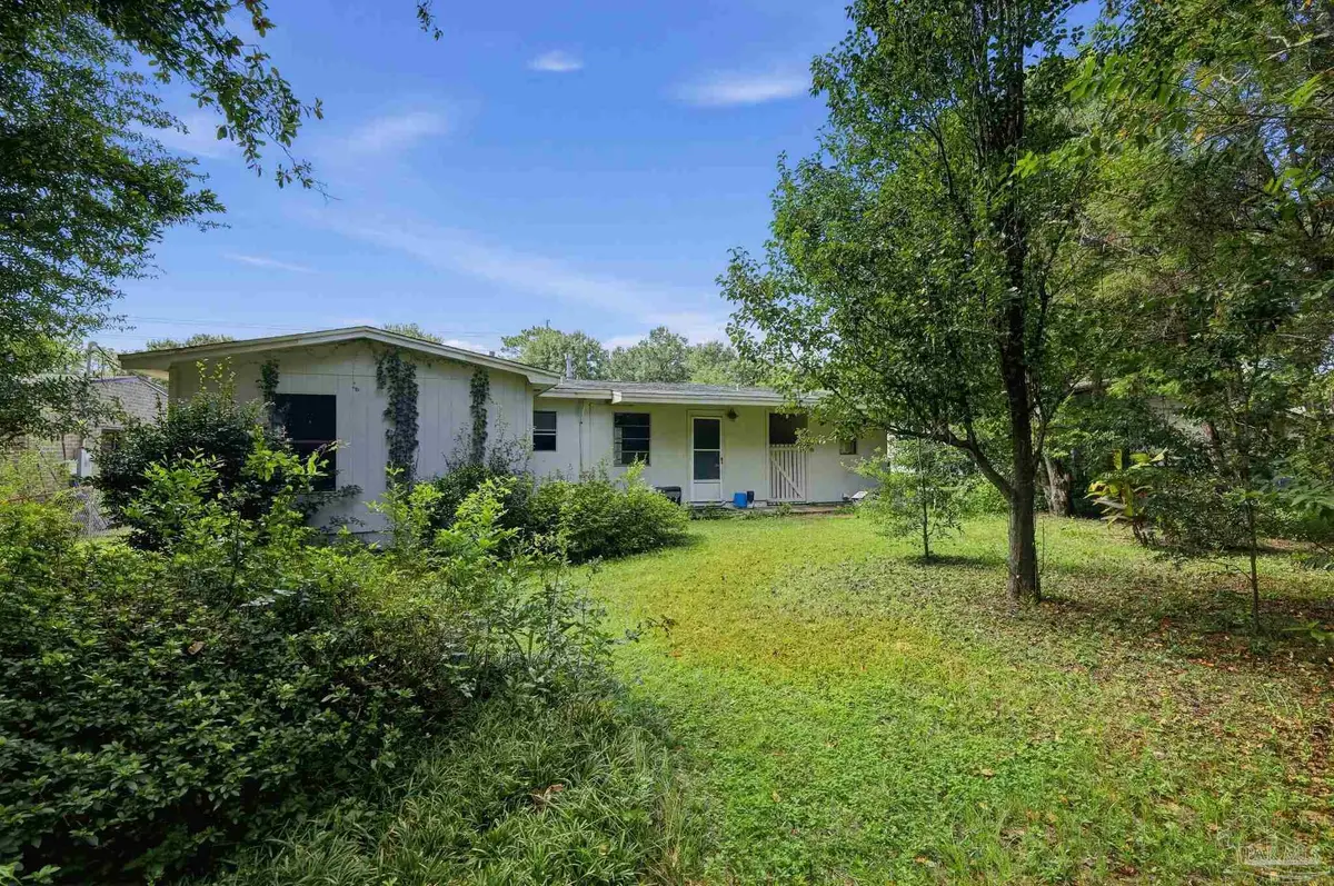 5102 Burlington Ave, Pensacola, FL 32505 - #1