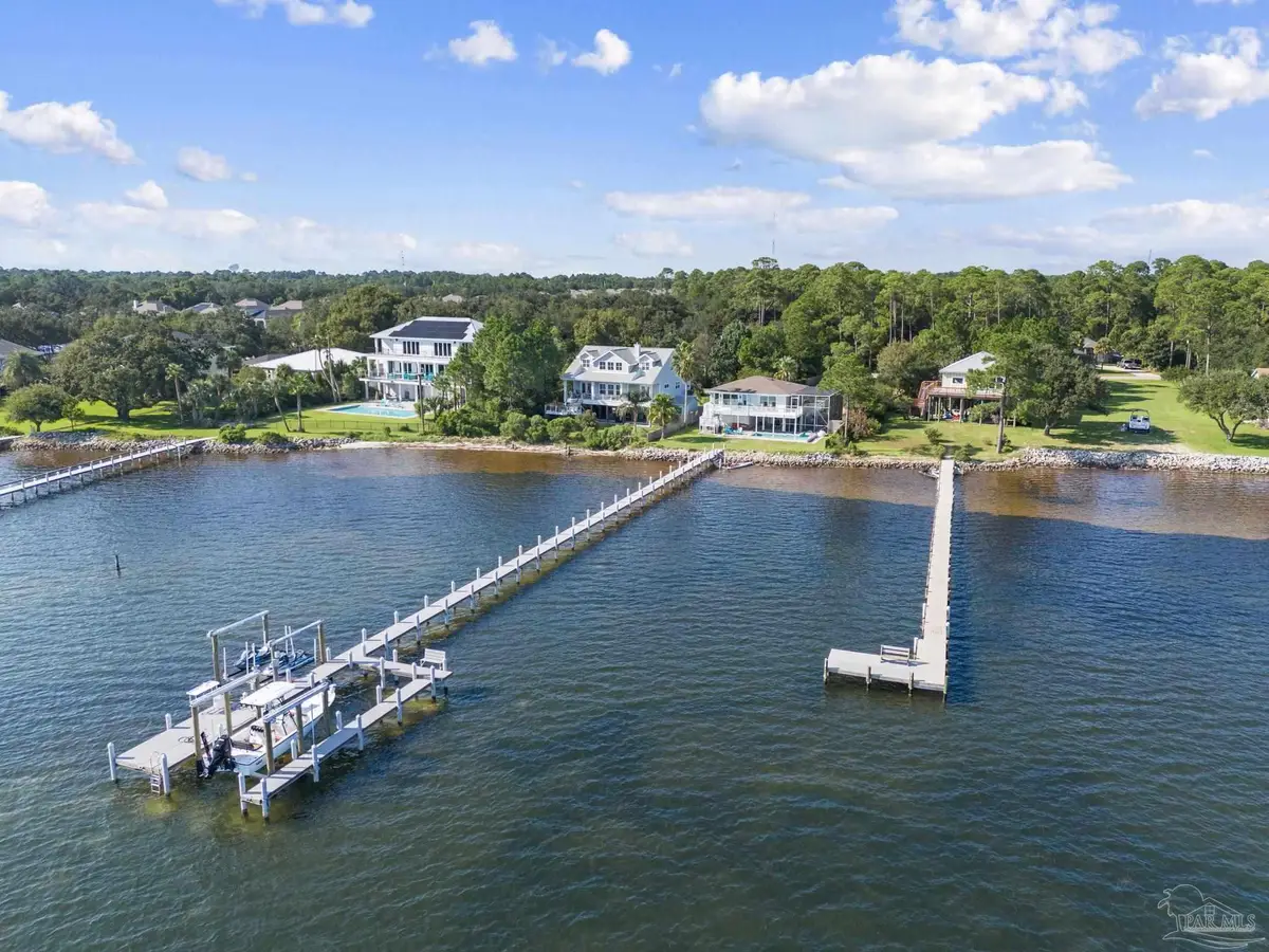 5469 Soundside Dr, Gulf Breeze, FL 32563 - #1
