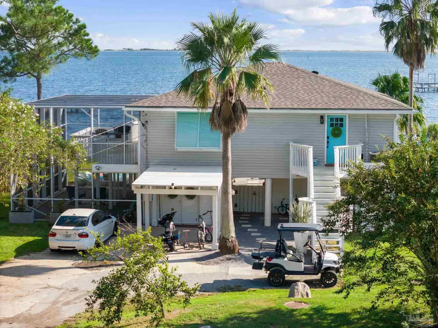 5469 Soundside Dr, Gulf Breeze, FL 32563 - #2