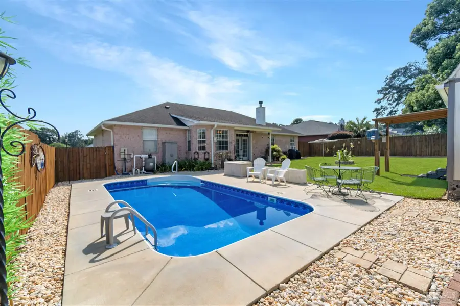 3312 Holt Cir, Pensacola, FL 32526 - #3