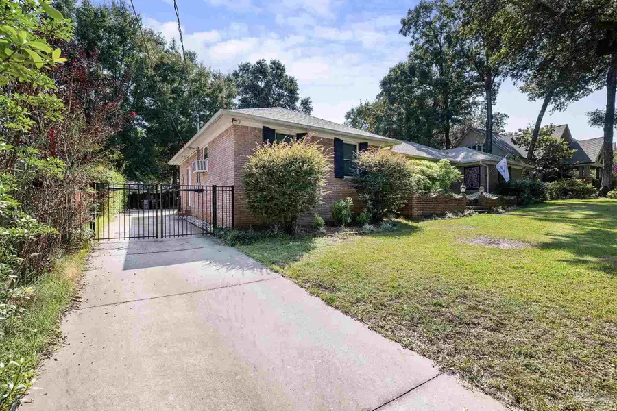 54 Blithewood Dr, Pensacola, FL 32514 - #2