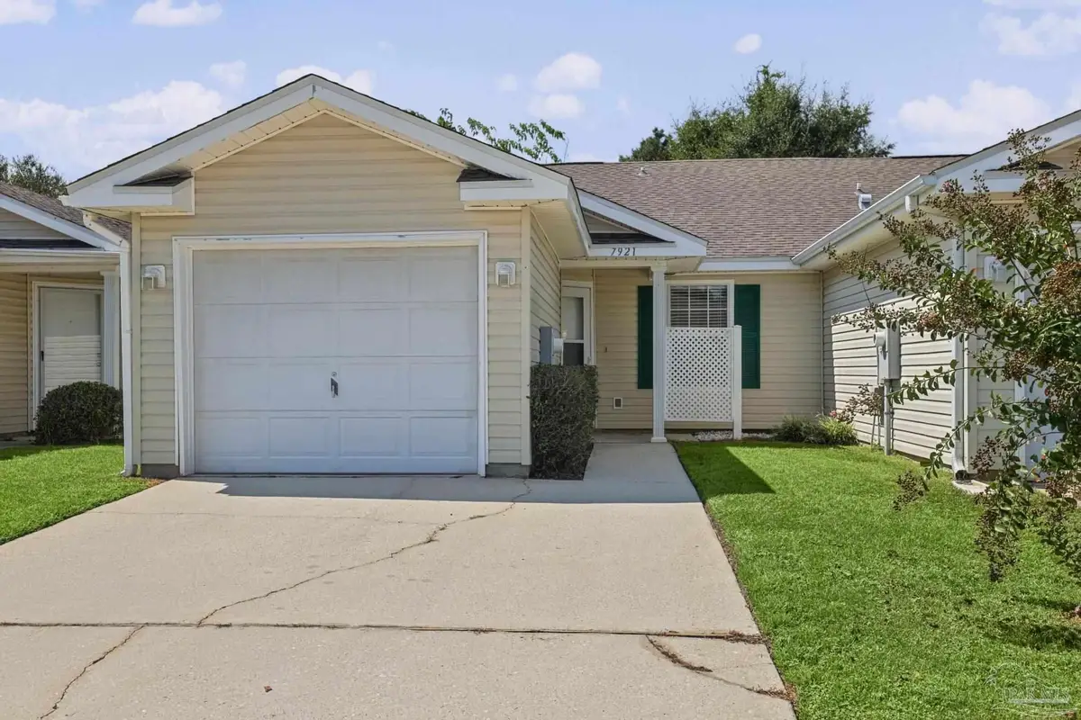 7921 Stonebrook Dr, Pensacola, FL 32514 - #1