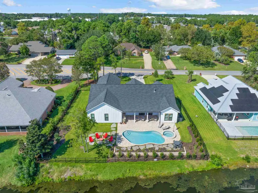 3733 Tiger Point Blvd, Gulf Breeze, FL 32563 - #3