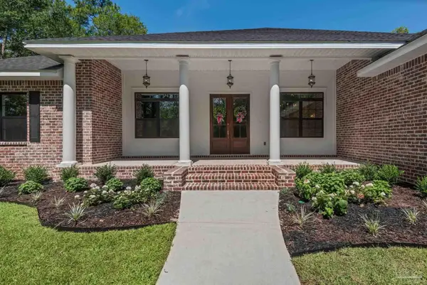 8975 Sage Forest Ln, Pace, FL 32571