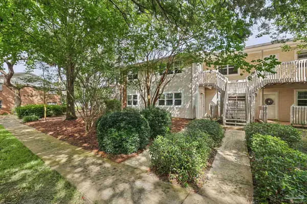 1200 Shoreline Dr #312, Gulf Breeze, FL 32561