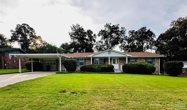 6213 Sarah Dr, Pensacola, FL 32503