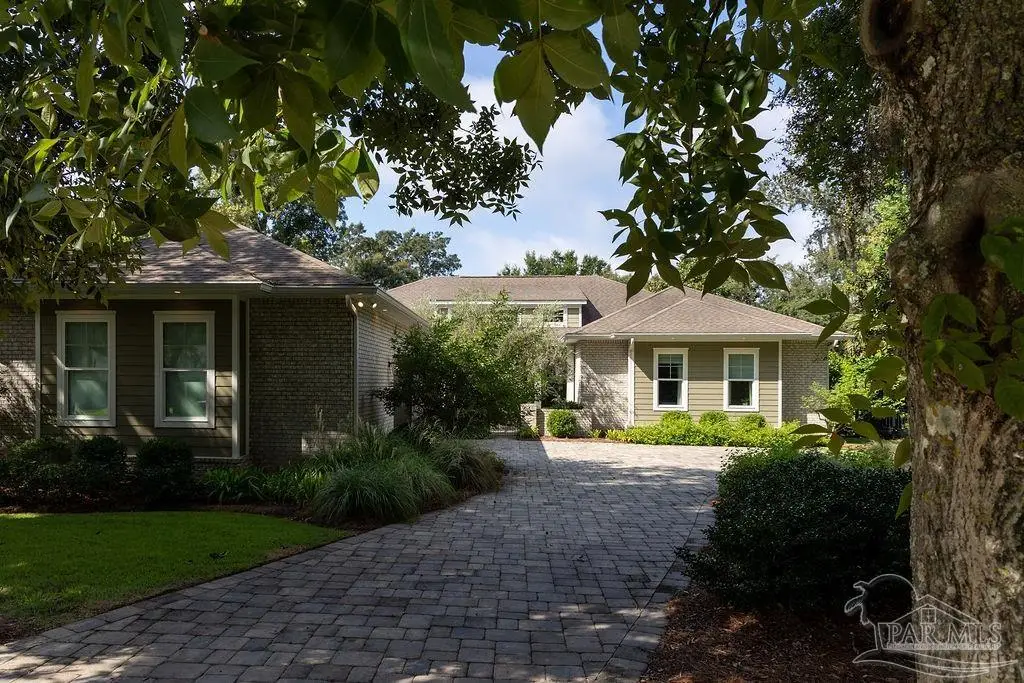 128 Highpoint Dr, Gulf Breeze, FL 32561 - #1