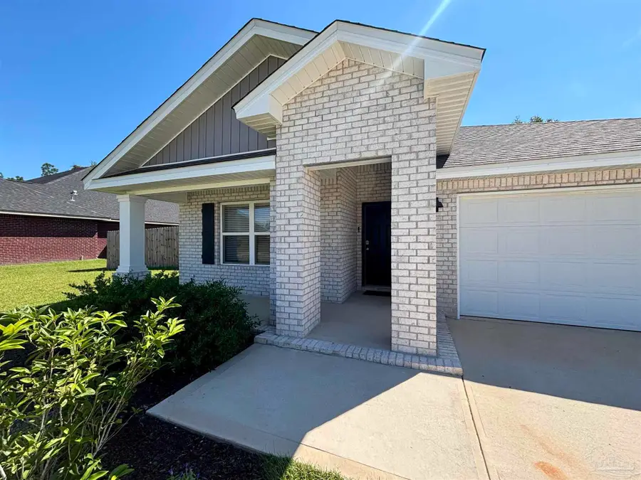5164 Gaineswood Dr, Milton, FL 32583 - #2