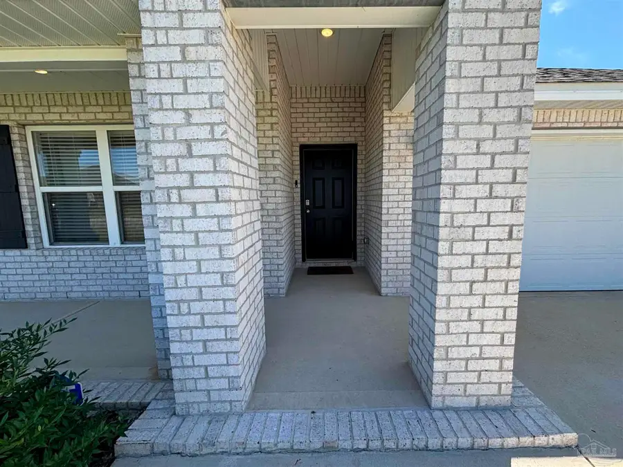 5164 Gaineswood Dr, Milton, FL 32583 - #3