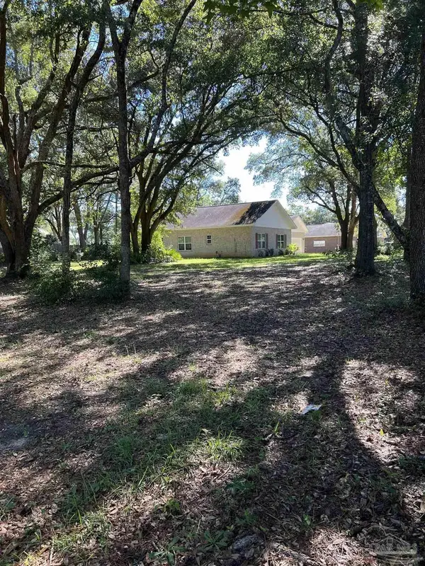 4582 Resmondo Ln, Pensacola, FL 32526