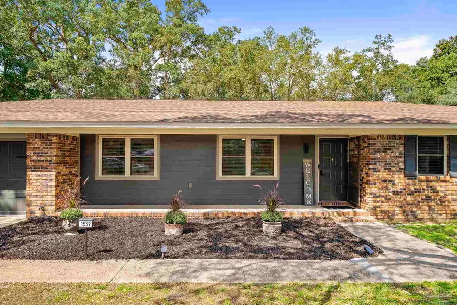 1539 Bay Woods Rd, Gulf Breeze, FL 32563 - #2