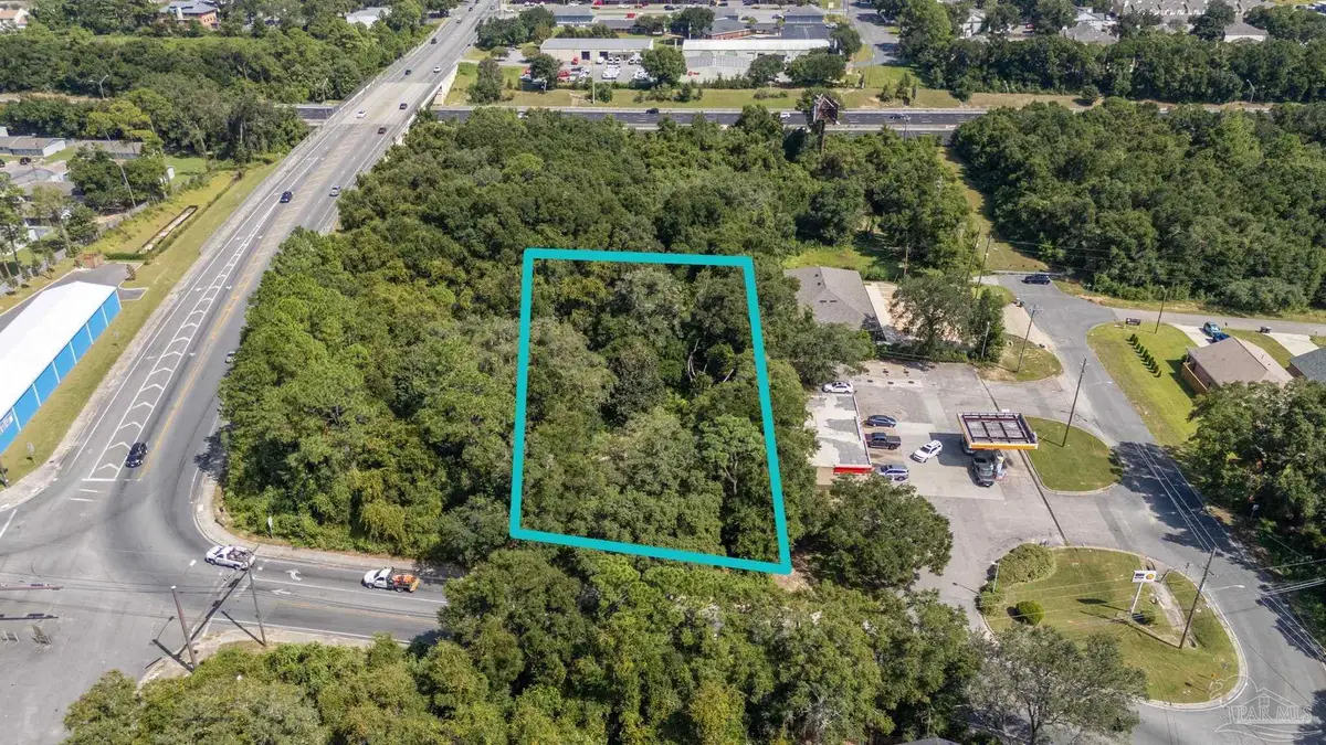 6006 Hilburn Rd, Pensacola, FL 32504 - #1