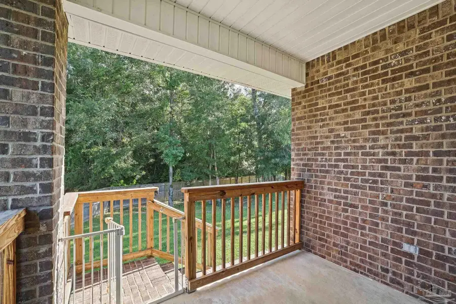 894 Jesse Dr, Cantonment, FL 32533 - #3