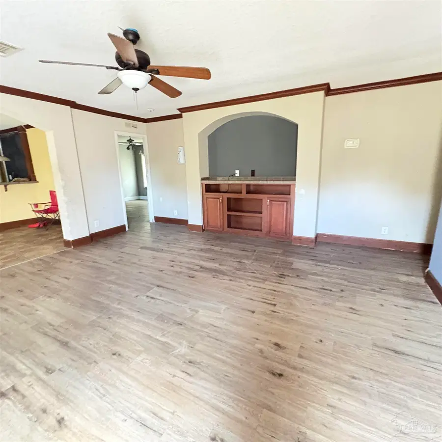 6114 Louisville Ave, Pensacola, FL 32526 - #2
