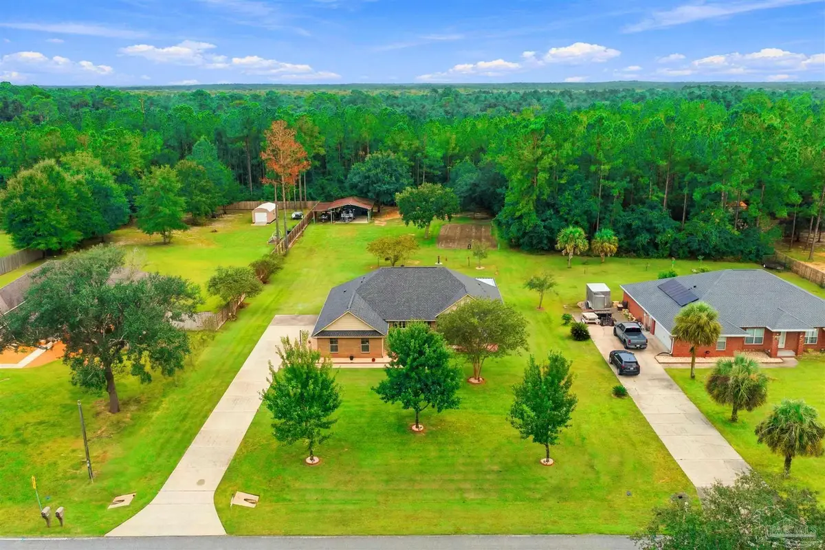 9915 Nichols Lake Rd, Milton, FL 32583 - #1