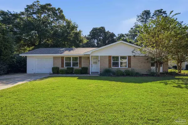 5570 Peachtree Ct, Pensacola, FL 32504