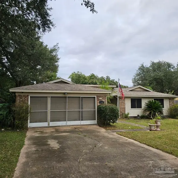 2149 Yardley Cir, Pensacola, FL 32526