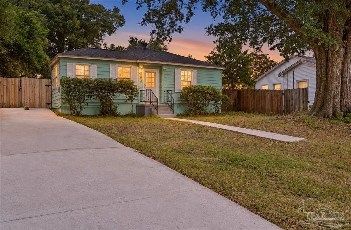 220 Willow St, Pensacola, FL 32506 - #1