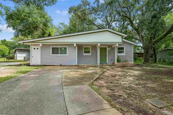 4482 Rochelle Dr, Pensacola, FL 32505