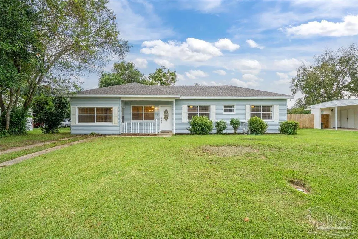 5 Benton Rd, Pensacola, FL 32506 - #1
