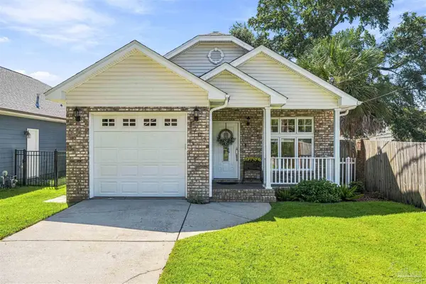 1207 E Hatton St, Pensacola, FL 32503