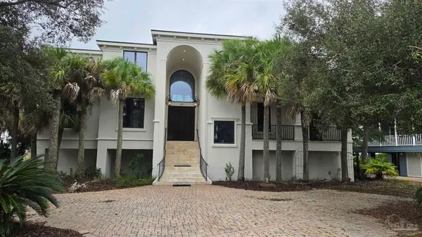 483 Deer Point Dr #1, Gulf Breeze, FL 32561