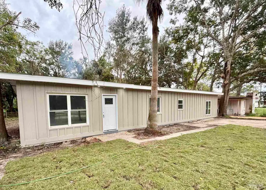 3164 Atlas Dr, Milton, FL 32583 - #2