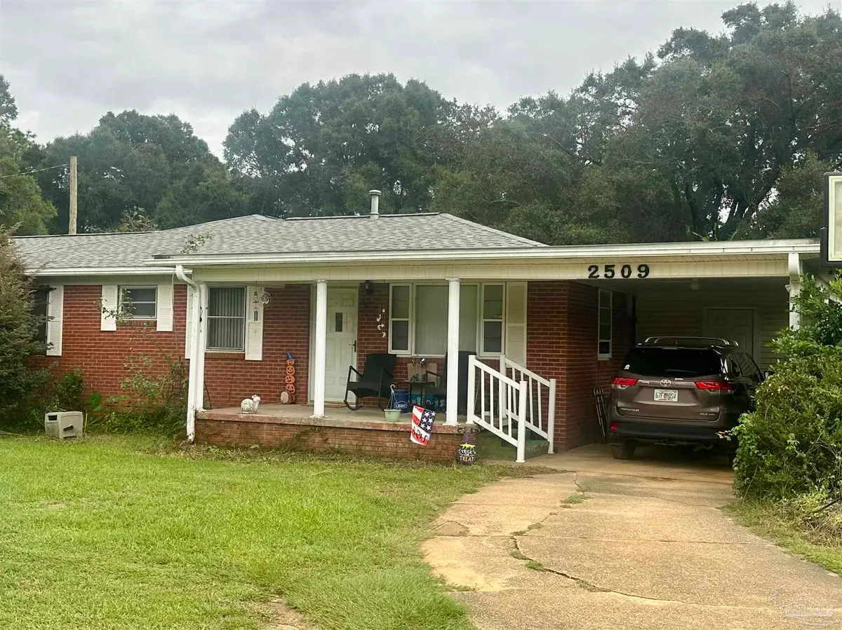 2509 Hillcrest Ave, Pensacola, FL 32526 - #1