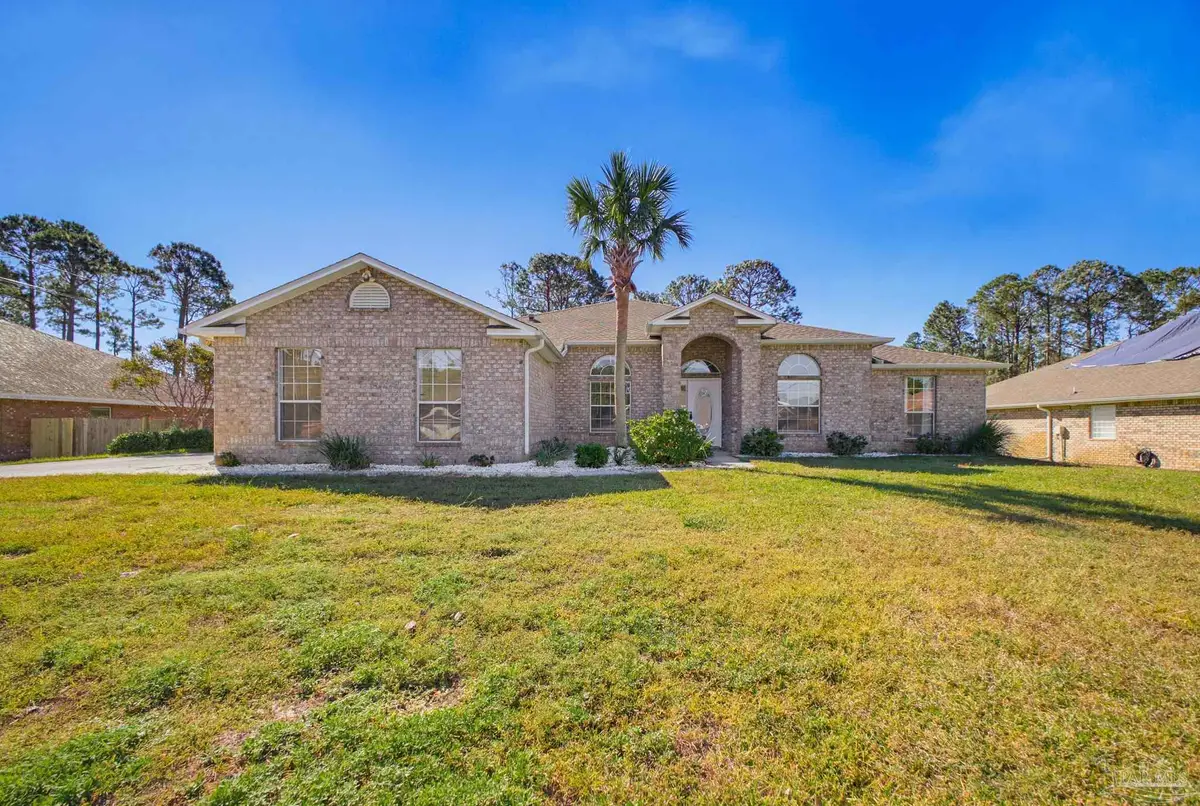 7451 Brewster St, Navarre, FL 32566 - #1