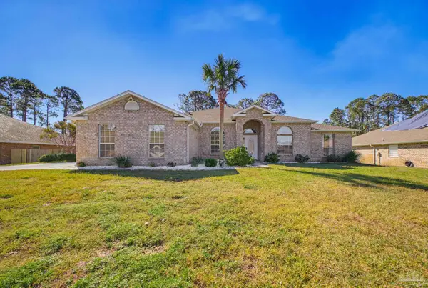 7451 Brewster St, Navarre, FL 32566