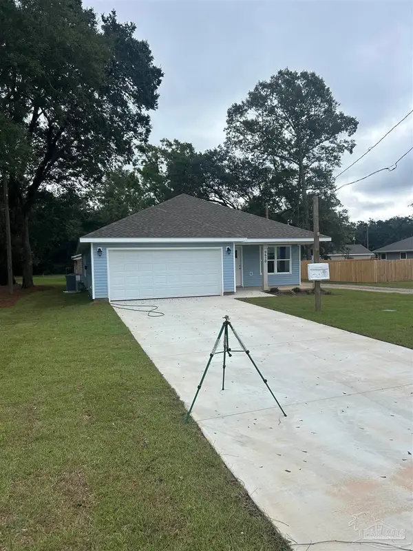 9620 Huckleberry Ln, Pensacola, FL 32534
