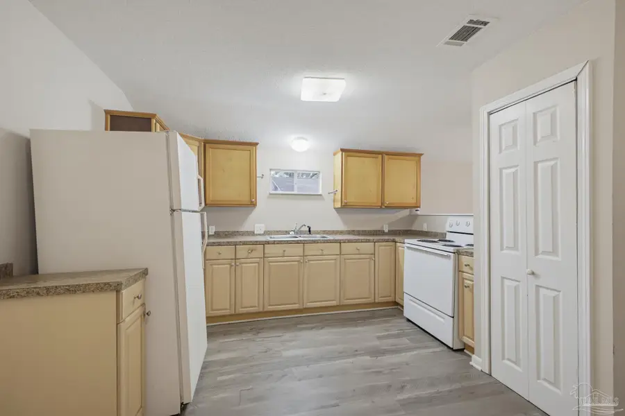 6613 Hinote St, Milton, FL 32570 - #3