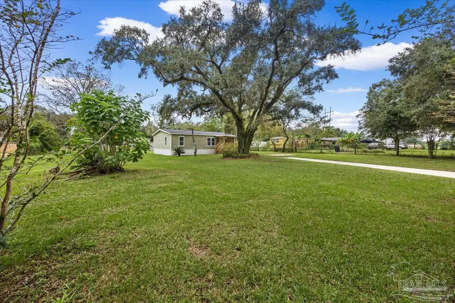 4945 Helton Ln, Pensacola, FL 32526 - #3