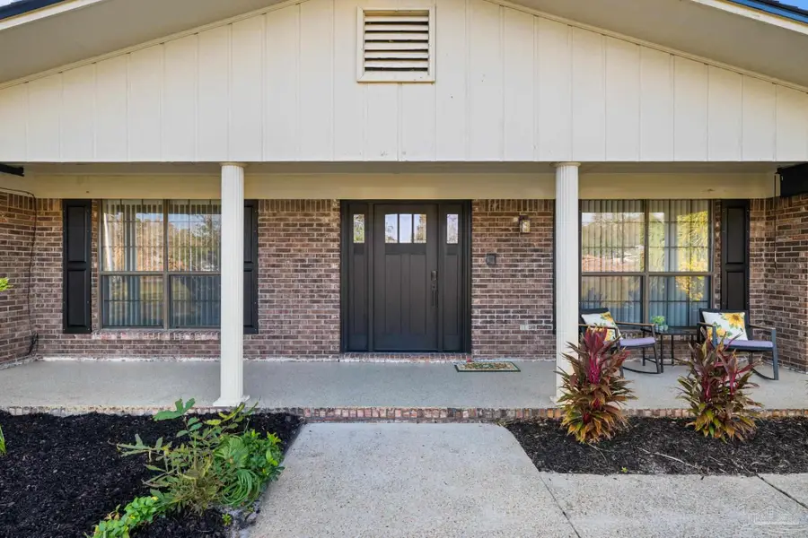 1519 Oak Shore Dr, Gulf Breeze, FL 32563 - #2