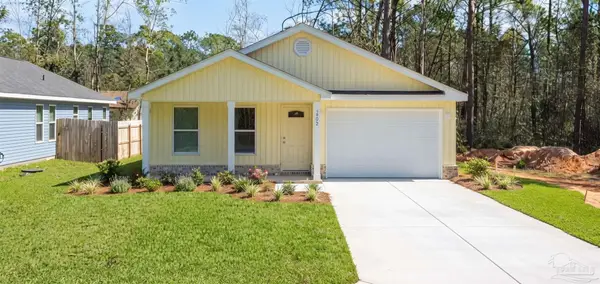 3272 Damon Dr, Milton, FL 32583