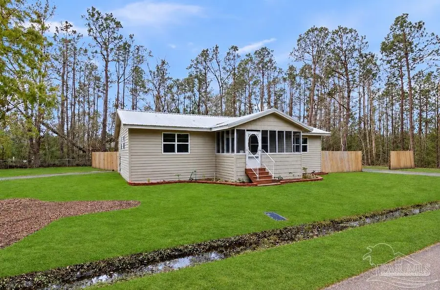 5755 Santa Monica St, Milton, FL 32583 - #2
