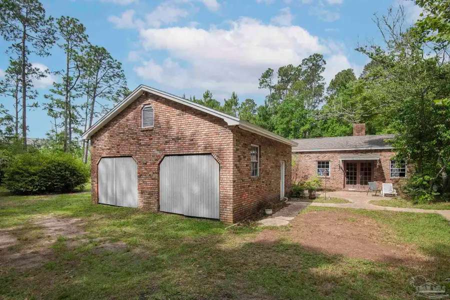 9880 N Loop Rd, Pensacola, FL 32507 - #3